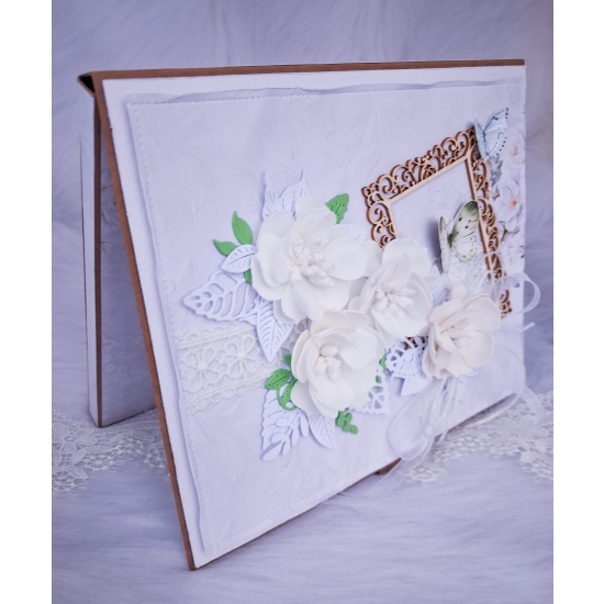 Czekoladnik na Merci ręcznie robione pudełko 3D kraft-białe MK04