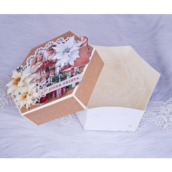 Pudełko świąteczne na prezent – mały upominek ręcznie robione PZ003