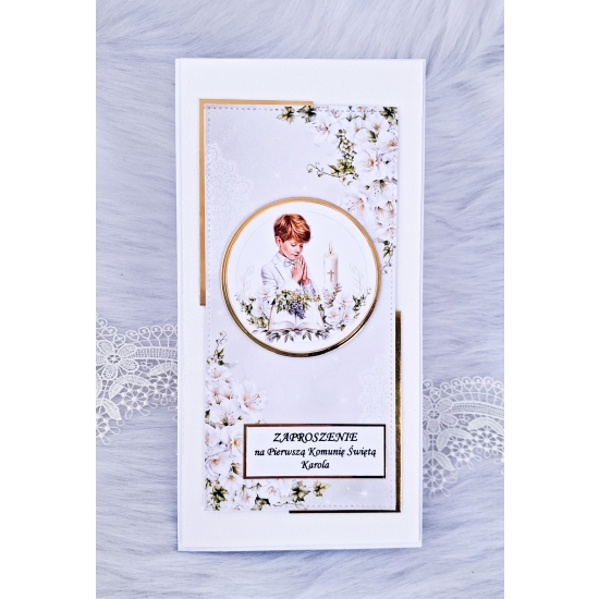 Zaproszenie na Pierwszą Komunię Świętą biało-złote chłopiec