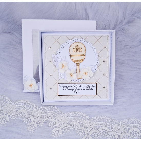 Zaproszenie dla Matki Chrzestnej Ojca Chrzestnego Babci i Dziadka na Komunię ręcznie robione w pudełku
