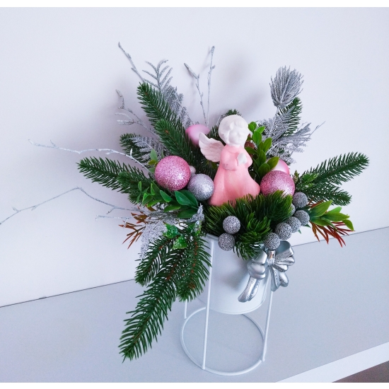 Stroik bożonarodzeniowy różowy aniołek